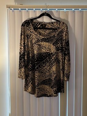 JM Collection Black and Tan Women’s Top Size L